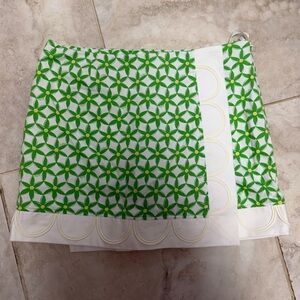 Lilly Pulitzer Green and White Patterned Women's Skort